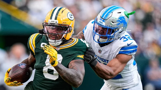 Expert Predictions For Detroit Lions Matchup With Green Bay Packers