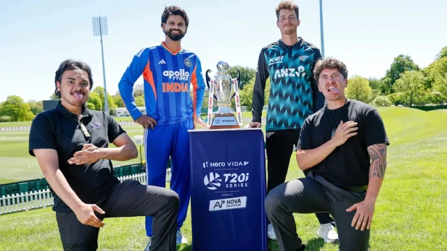 'Fielding like Pakistan': New Zealand fielders brutally trolled after Black Caps fail to defend 180 runs in 2nd T20I vs India