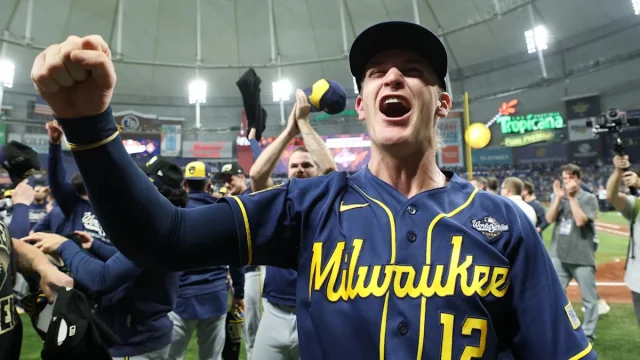 Milwaukee Brewers rookie Cooper Pratt delivers in World Series with Robin Yount watching