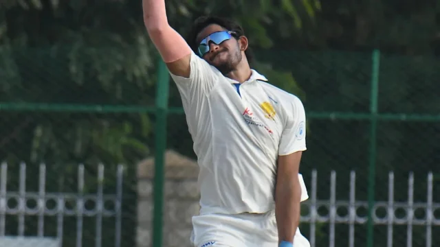 Karnataka recover from slow start to bowl out Tripura for 194, Shikhar Shetty takes five
