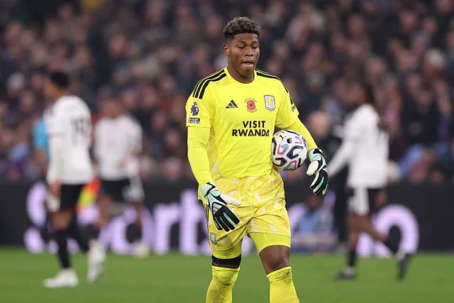 Premier League live scores: Aston Villa level with Fulham after Tottenham ease past Crystal Palace