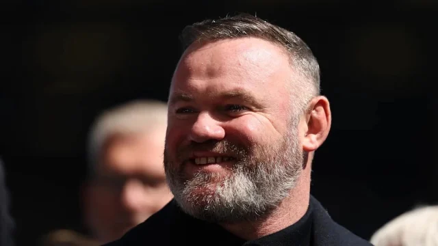 “You deserve to wear the shirt?”: Wayne Rooney launches furious tirade at hapless Man United players