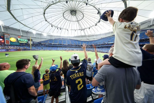 Brewers vs. Rays live updates: MLB World Series Game 5 score, predictions and lineups