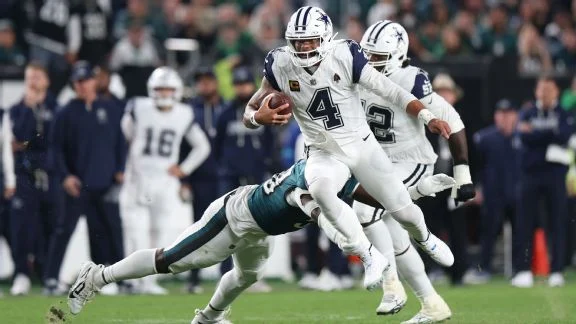 Dak Prescott and the Dallas offense put up 38 points in Philadelphia.