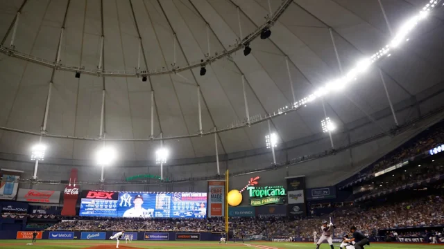 How Tropicana Field's catwalk ground rules could impact 2026 World Series