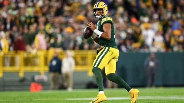 Week 8 TNF Panthers at Packers: Highlights, key plays