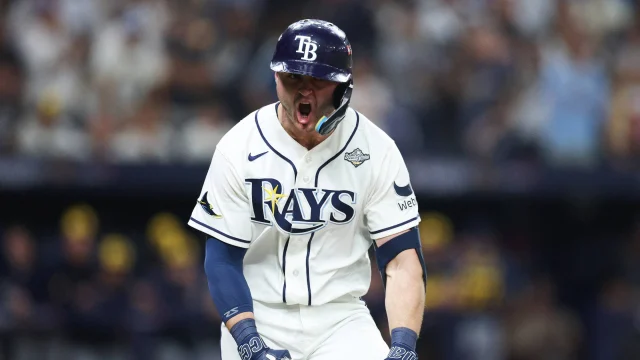 Former Mariners Infielder Ben Williamson Walks Off Brewers as Rays Borrow Seattle’s World Series Dreams