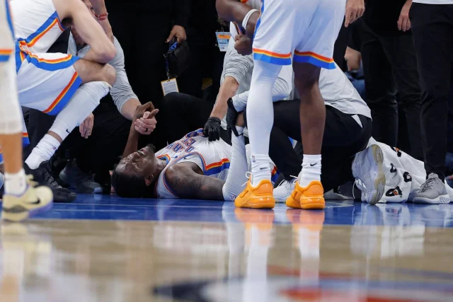 NBA opening week live updates: Jalen Williams suffers serious ankle injury vs. Clippers; Knicks fall to 0-3
