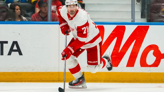 Dylan Larkin out for Red Wings, interim GM Shawn Horcuff to address situation