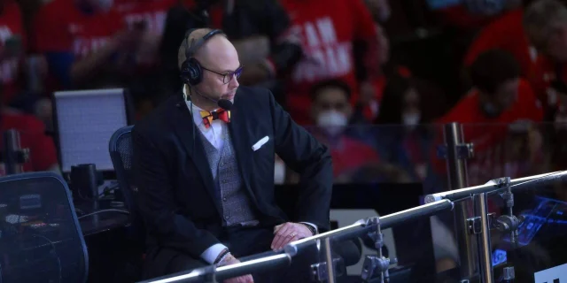 Ernie Johnson, the best to sit in a sports studio, made 'Inside the NBA' must-see TV