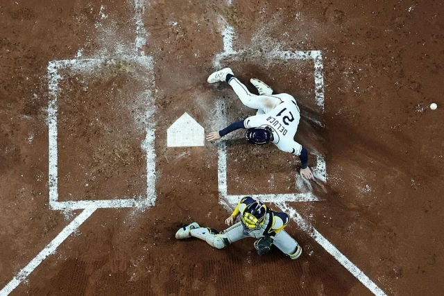 Brewers vs. Rays score, live updates: Tampa Bay strikes first in MLB World Series Game 4
