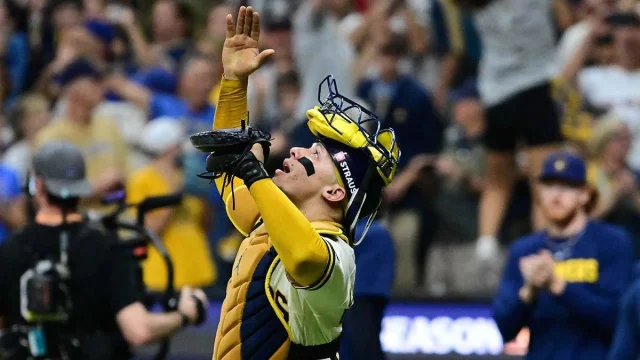 Brewers’ William Contreras reaches wild catcher feat last done in 1993 World Series