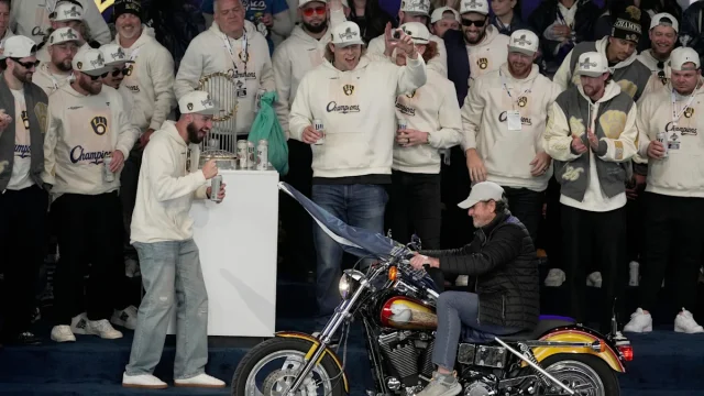 Milwaukee Enjoys Beer-Soaked World Series Celebration