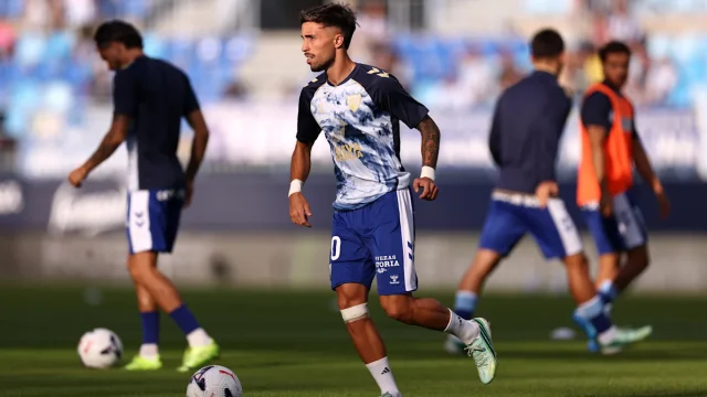 Sporting de Alcázar-Málaga halted over racist abuse