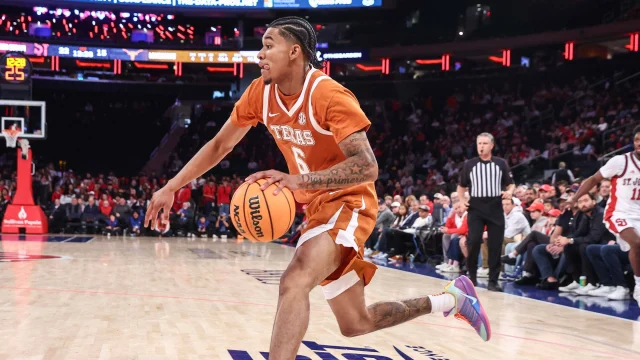 Takeaways, Final Stats From Texas Basketball's Exhibition Loss to St. John's