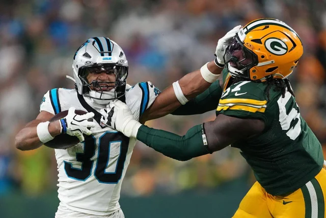 Panthers vs. Packers score, live updates: Jalen Coker TD cuts Green Bay lead to 27-19 in fourth quarter
