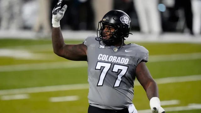 Broncos select LSU offensive tackle in 2027 NFL mock draft