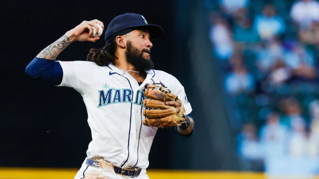 J.P. Crawford’s Projected $20 Million Deal Creates a Mariners Reunion Dilemma