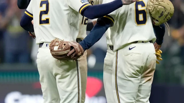 When do the Brewers play next? Game 3, World Series schedule