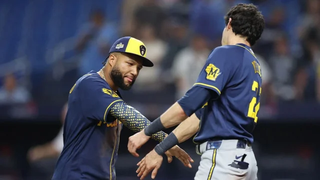Brewers a win away from first World Series title after Game 3 Rays demolition