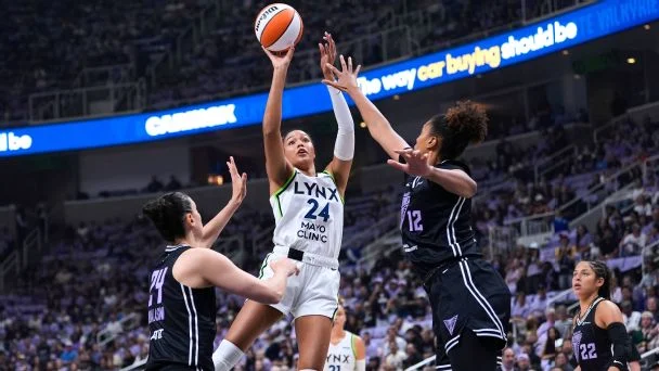 Can Napheesa Collier beat her record for most points in a playoff game again this year?