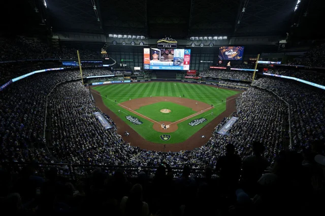 Rays vs. Brewers live updates: MLB World Series Game 2 score, predictions and lineups
