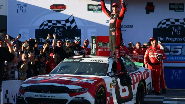 Sammy Smith just pulled off a rare Talladega feat not seen in over twenty years