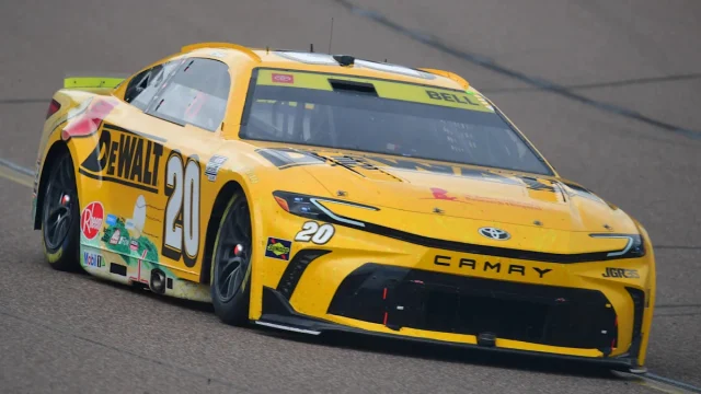 Christopher Bell spins, crashes into wall coming to pit road in NASCAR Talladega race