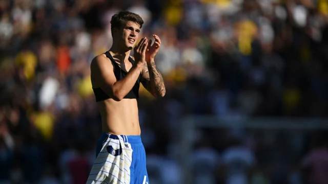 Transfer rumors, news: Chelsea, Bayern, Barcelona battle for Brighton defender