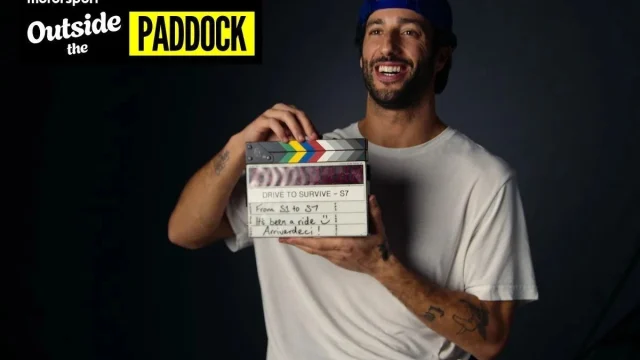 Daniel Ricciardo surprises F1 fans with on-stage performance ahead of US GP