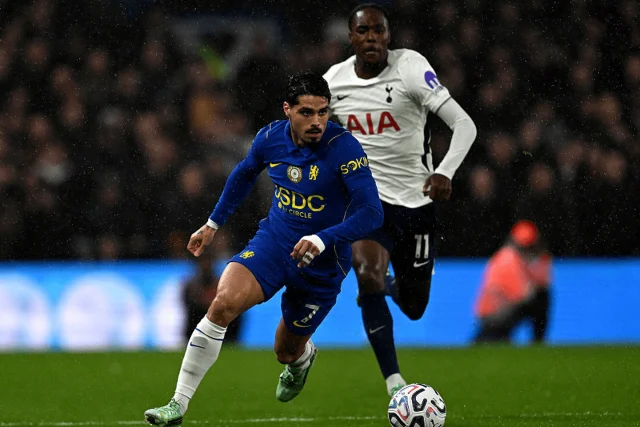 Premier League live scores: Latest as Chelsea face Tottenham after Arsenal, Villa, Fulham win