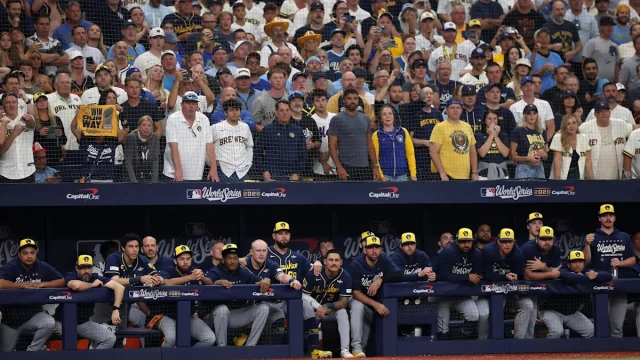 2027 World Series odds: Dodgers are favorites again; Brewers have second-best odds