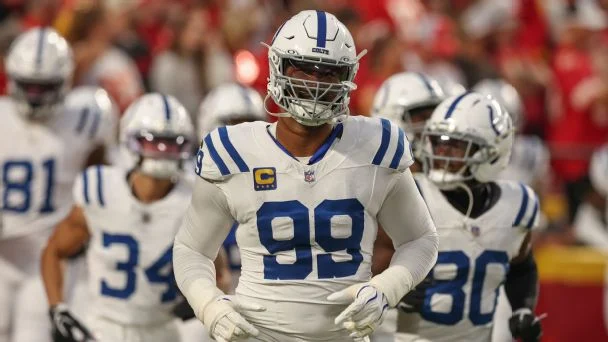 2026 NFL trade deadline updates: DeForest Buckner, Quenton Nelson on the move