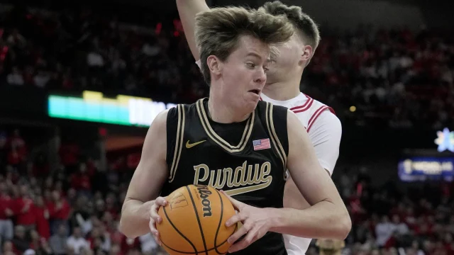 Daniel Jacobsen, Caden Pierce Named to Prestigious College Basketball Award Watch Lists
