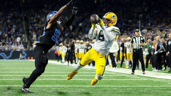Is Josh Jacobs worth starting in fantasy lineups in Week 8?