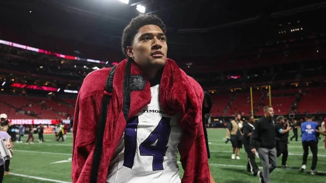 Ravens’ Kyle Hamilton eases concerns about knee injury after returning to practice