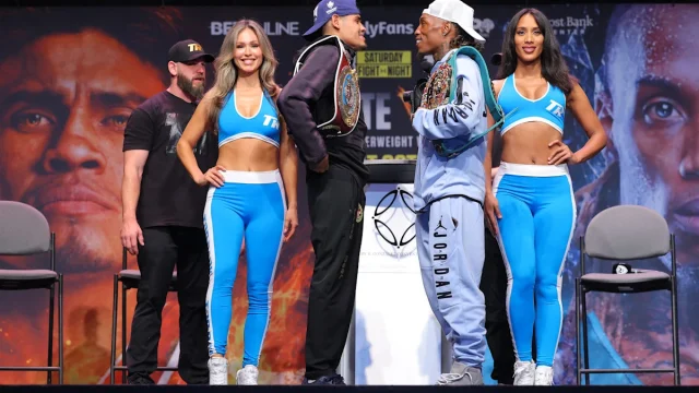 Emanuel Navarrete vs O'Shaquie Foster live: Fight time, updates, where to watch