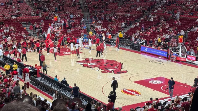 Live Updates: Arkansas Razorbacks Take On Gonzaga Bulldogs To Open Exhibition Play