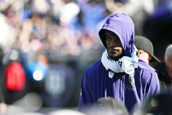 Ravens' Jesse Minter optimistic that QB Lamar Jackson returns vs. Bills