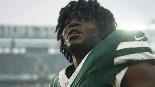 David Bailey Injury Uncertainty Could Force One Jets EDGE Into Week 8 Spotlight