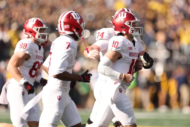 College football bowl projections: 15 ranked teams lost in two weeks. Now what?