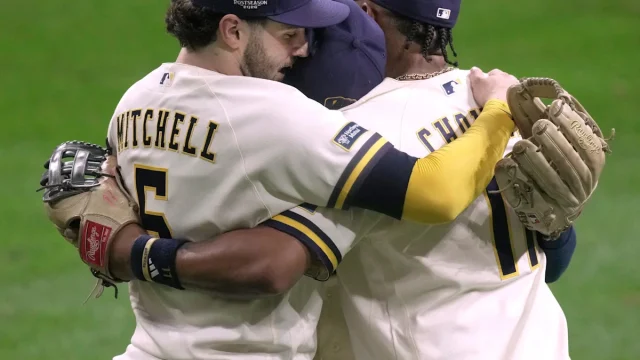 Brewers outfielder Garrett Mitchell manages his diabetes on baseball’s biggest stage