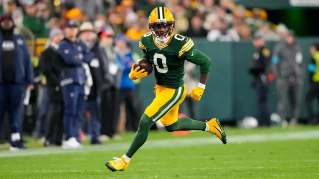 Is Matthew Golden playing tonight? Injury update, fantasy advice for Week 8