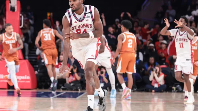 St. John’s men’s basketball wrangles Texas in encouraging exhibition finale