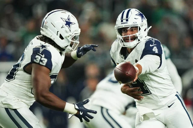 Cowboys vs. Eagles score, live updates: CeeDee Lamb TD has Dallas up in lively MNF 1st quarter