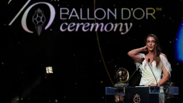 Putellas wins Ballon d'Or as Barcelona dominate women's awards