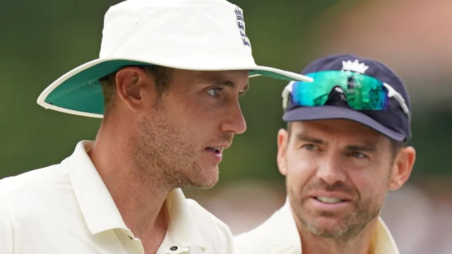 Broad blasts Lancashire's 'disrespectful' decision to not renew Anderson's contract