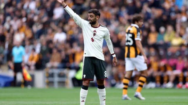 “I would never…”: Man United’s captain marvel Bryan Robson criticises Bruno Fernandes