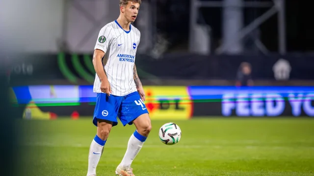 Chelsea face European giants in battle for Premier League star
