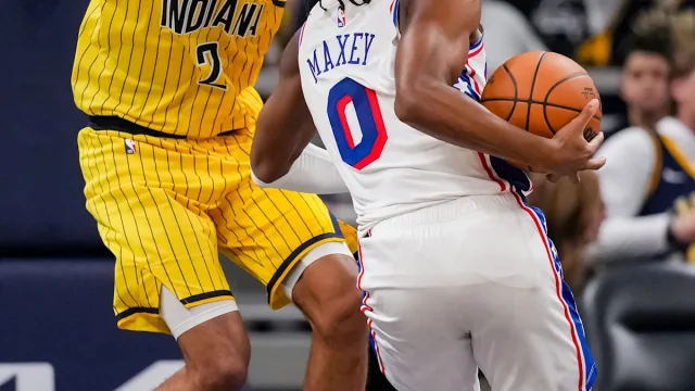 Indiana Pacers blow double-digit lead for second straight game, this time to LeBron James, Sixers